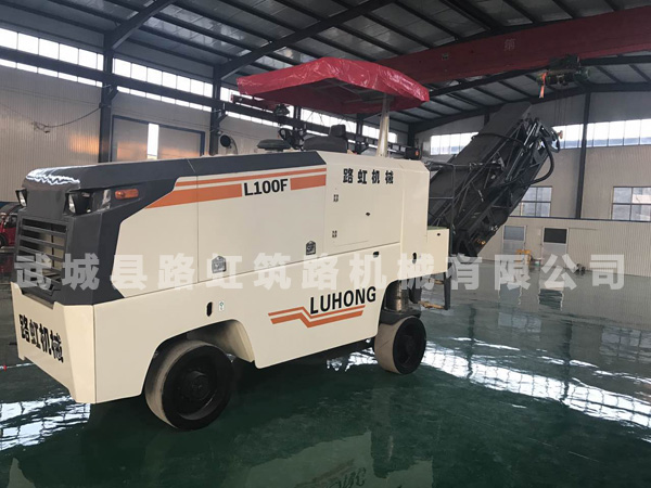 K100F1米后置式洗刨机